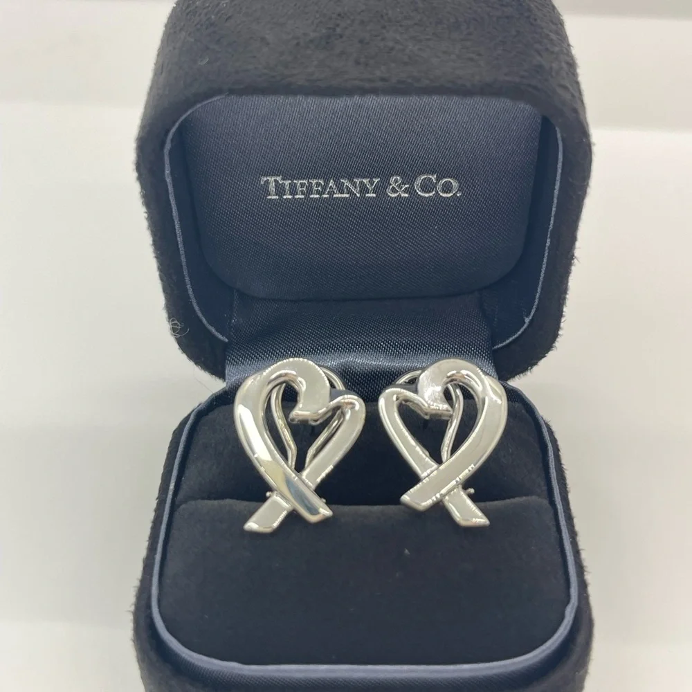 Tiffany & Co. Vintage Large Paloma Picasso Loving Heart Earrings - Picture 3 of 16